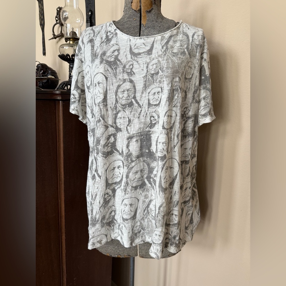 Magnolia Pearl NEW "True Heart" Jersey Native American SITTING BULL T-shirt